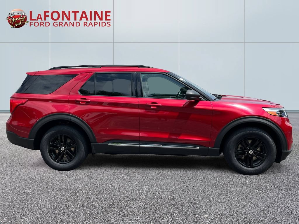 Certified 2021 Ford Explorer XLT w/ Equipment Group 202A AWD/4WD image 8