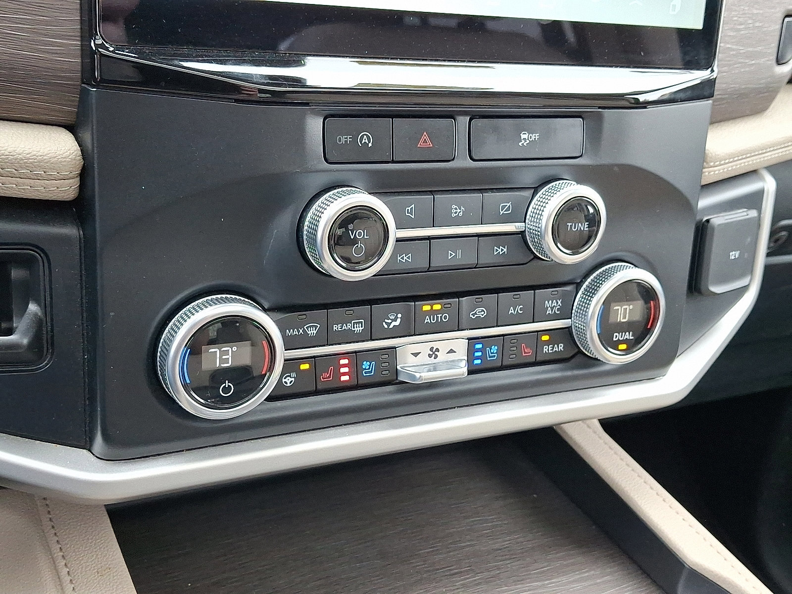 Certified 2024 Ford Expedition Limited image 19