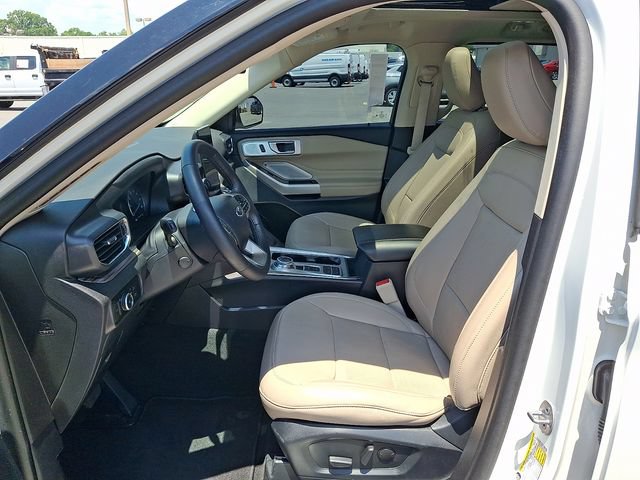 Certified 2024 Ford Explorer Limited w/ Limited Technology Package RWD image 10