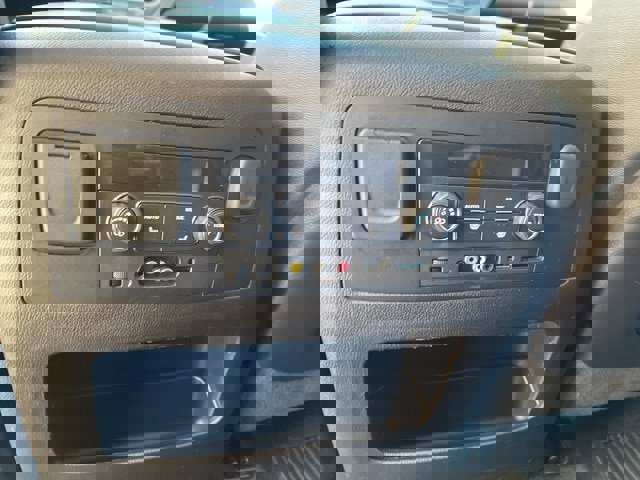 Used 2016 GMC Yukon SLT w/ Premium Edition image 14