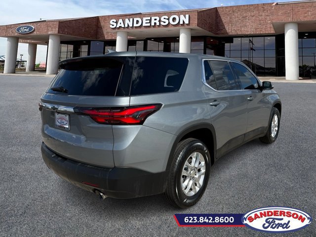 Used 2023 Chevrolet Traverse LS w/ Safety Package image 5