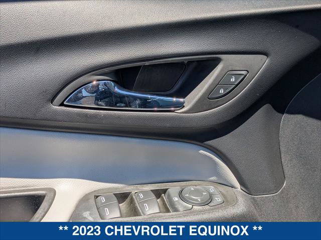 Used 2023 Chevrolet Equinox LS FWD image 11