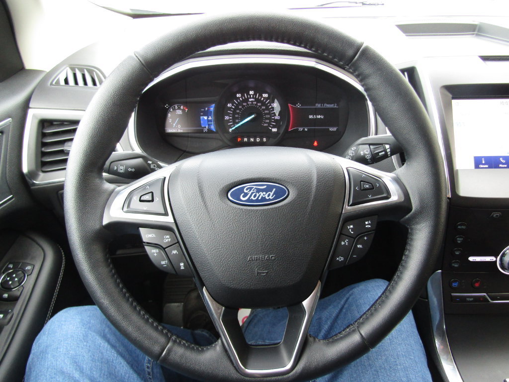 Certified 2020 Ford Edge Titanium w/ Equipment Group 301A AWD/4WD image 28