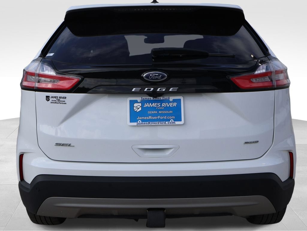 Certified 2024 Ford Edge SEL w/ Convenience Package AWD/4WD image 5