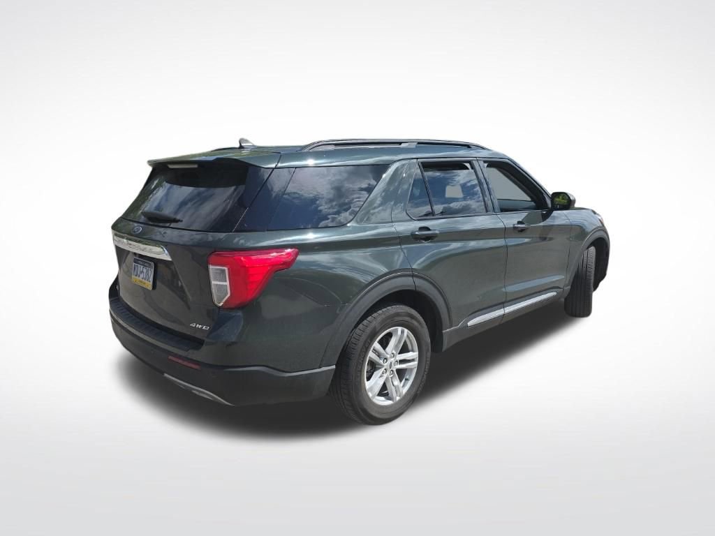 Certified 2023 Ford Explorer XLT w/ Equipment Group 202A AWD/4WD image 5