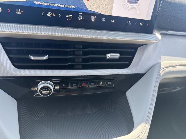 Certified 2025 Ford Explorer Active w/ Active Comfort Package AWD/4WD image 26