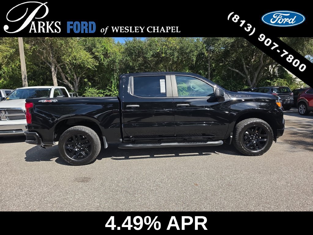 Used 2024 Chevrolet Silverado 1500 Custom w/ Turbomax Blackout Package AWD/4WD image 4