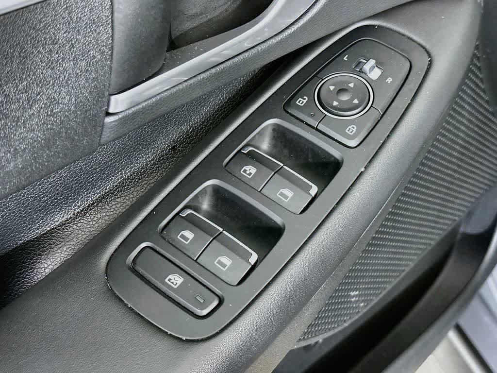 Used 2025 Hyundai Sonata SE FWD image 27