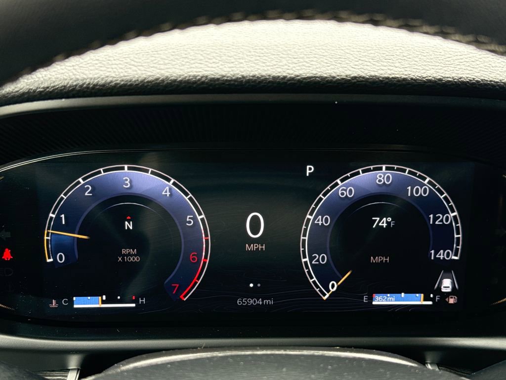 Used 2024 Jeep Wagoneer L Series II image 17