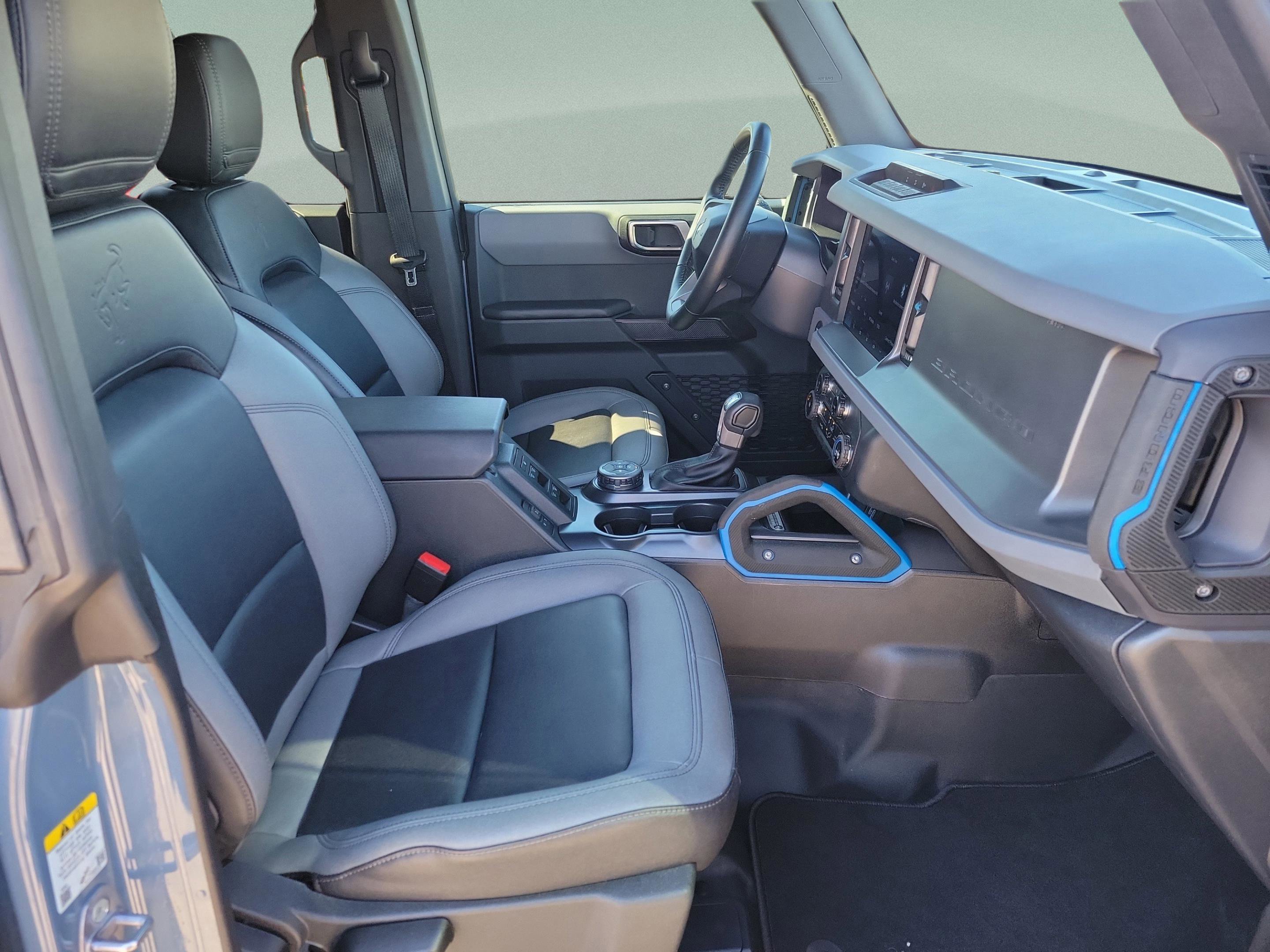 Certified 2024 Ford Bronco Black Diamond image 31