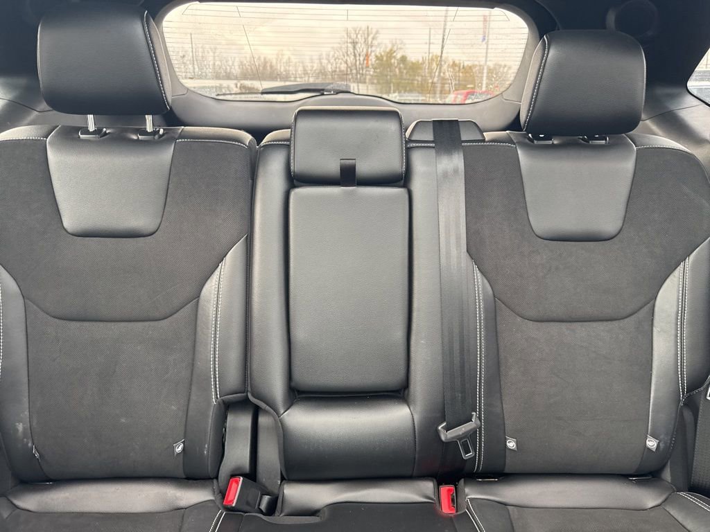 Certified 2024 Ford Edge ST w/ Equipment Group 401A image 33