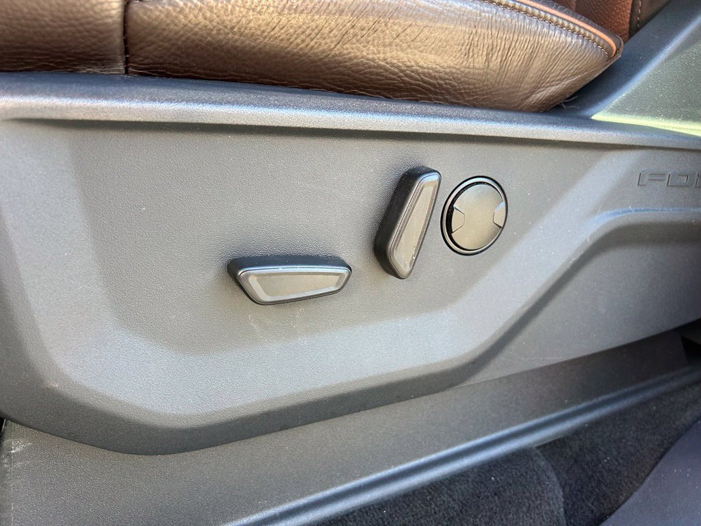 Certified 2025 Ford Expedition King Ranch AWD/4WD image 14