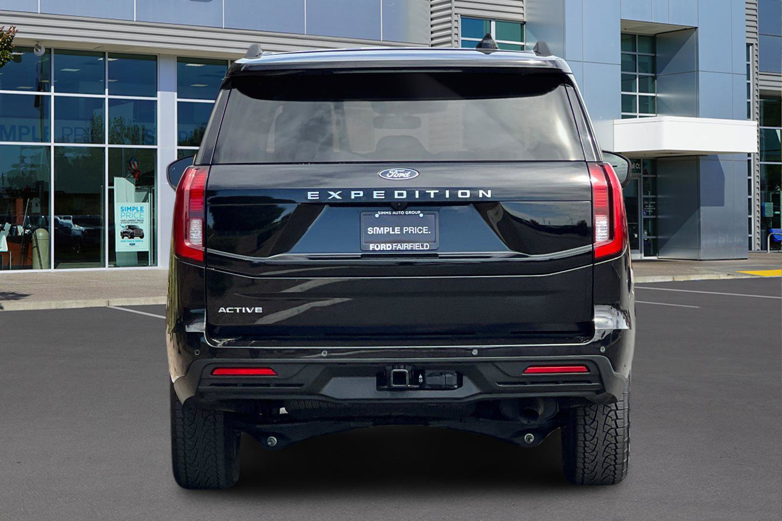 Certified 2025 Ford Expedition Active AWD/4WD image 9