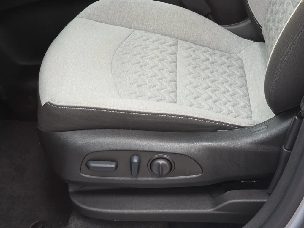 Used 2023 Chevrolet Equinox LS w/ LS Convenience Package AWD/4WD image 26