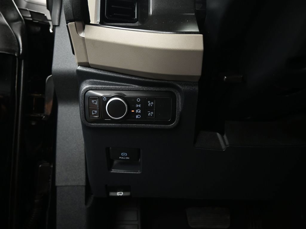Certified 2022 Ford Bronco Wildtrak AWD/4WD image 38