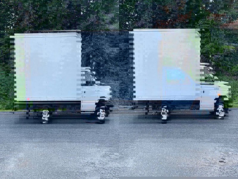 Certified 2021 Ford E-450 and Econoline 450 Super Duty w/ Power Windows & Locks Group image 6