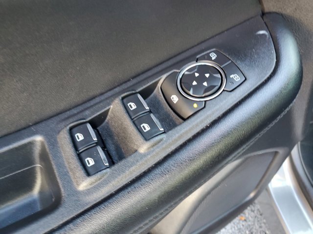 Certified 2022 Ford Edge SE w/ Black Appearance Package image 17