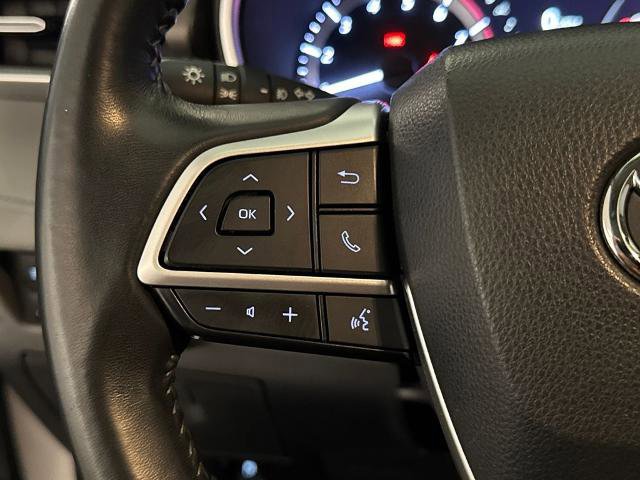 Used 2023 Toyota Highlander L image 20