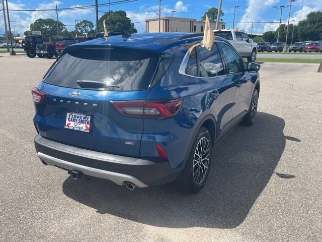 Certified 2023 Ford Escape SE w/ PHEV Premium Package FWD image 5