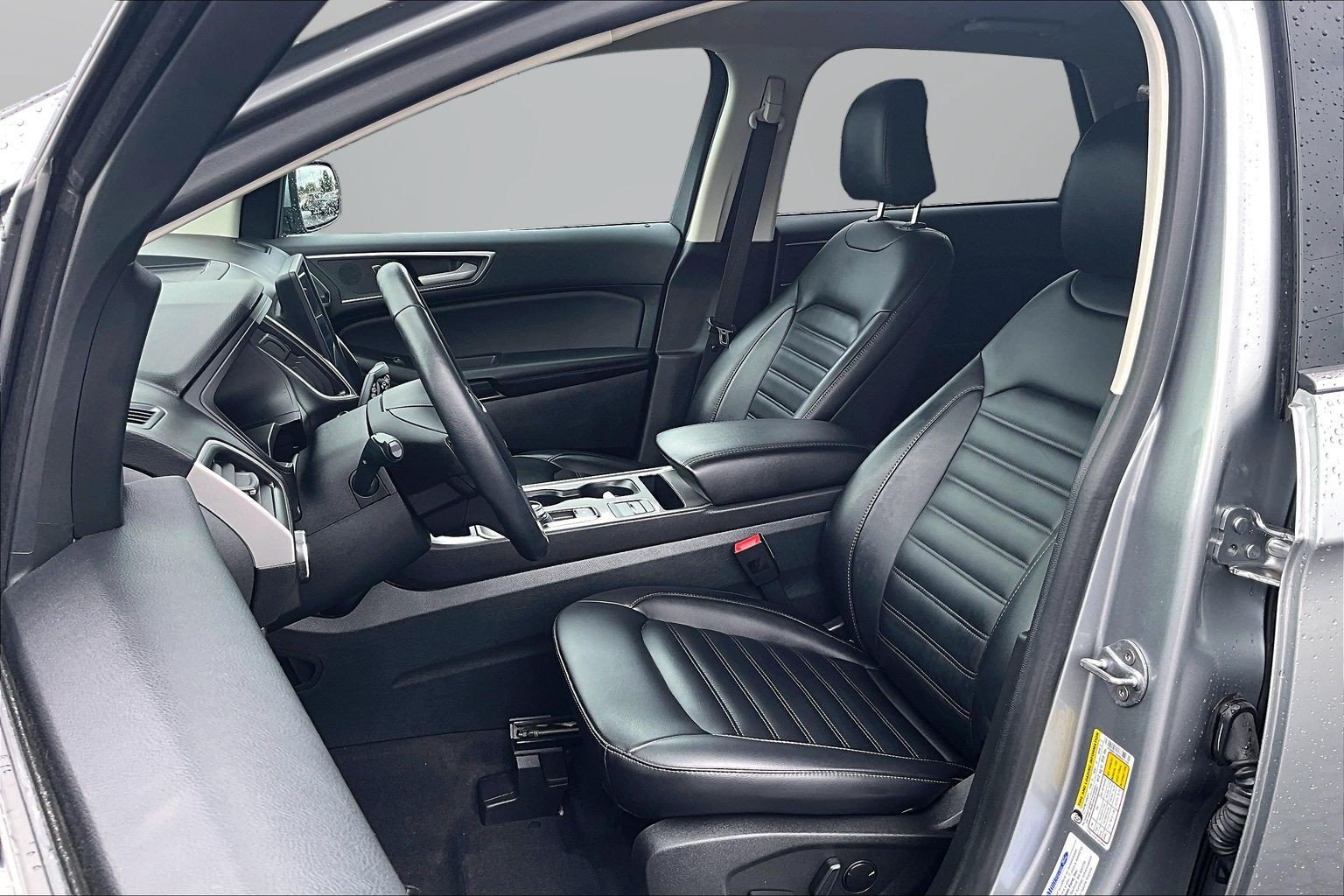 Certified 2024 Ford Edge SEL w/ Convenience Package AWD/4WD image 16
