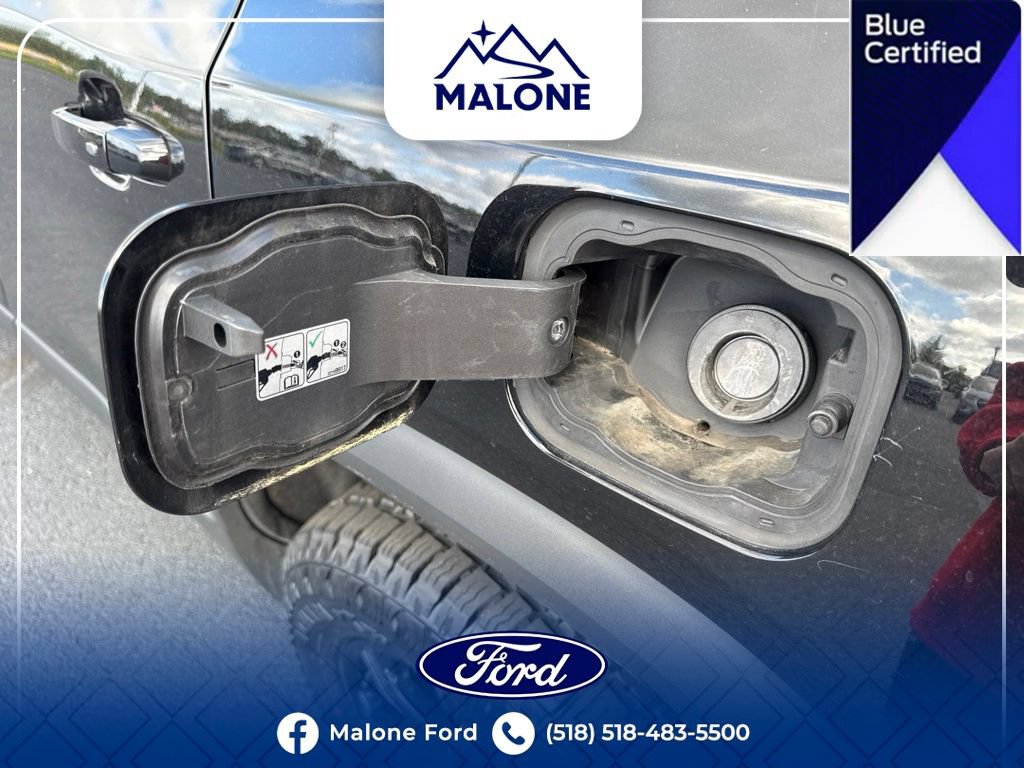 Used 2022 GMC Acadia AT4 w/ Preferred Package AWD/4WD image 17