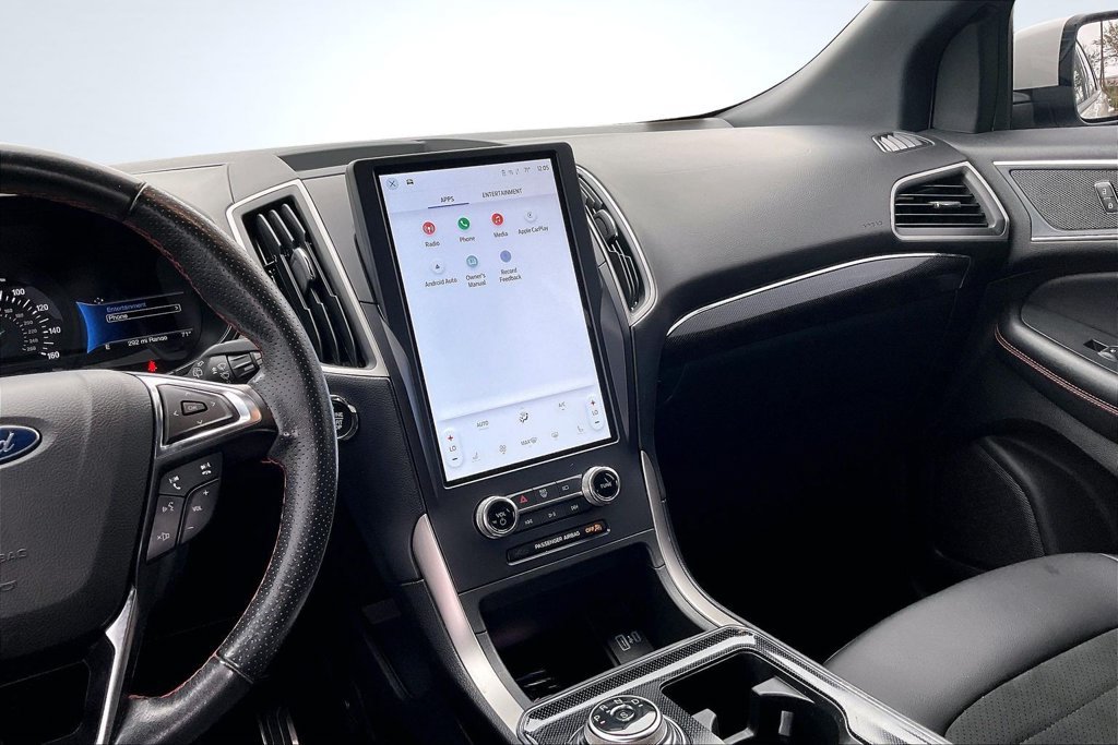Certified 2022 Ford Edge ST-Line AWD/4WD image 11