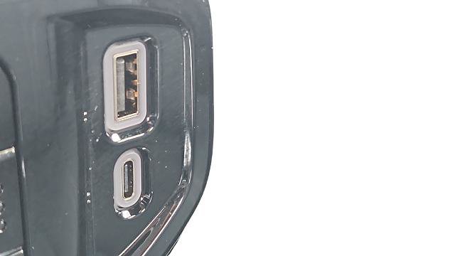 Used 2025 Chevrolet Silverado 1500 High Country w/ Technology Package image 19