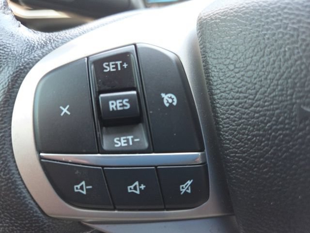Certified 2022 Ford Explorer XLT w/ Equipment Group 202A AWD/4WD image 39