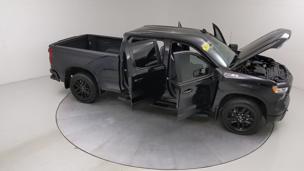 Used 2024 Chevrolet Silverado 1500 RST w/ Z71 Off-Road Package AWD/4WD image 45