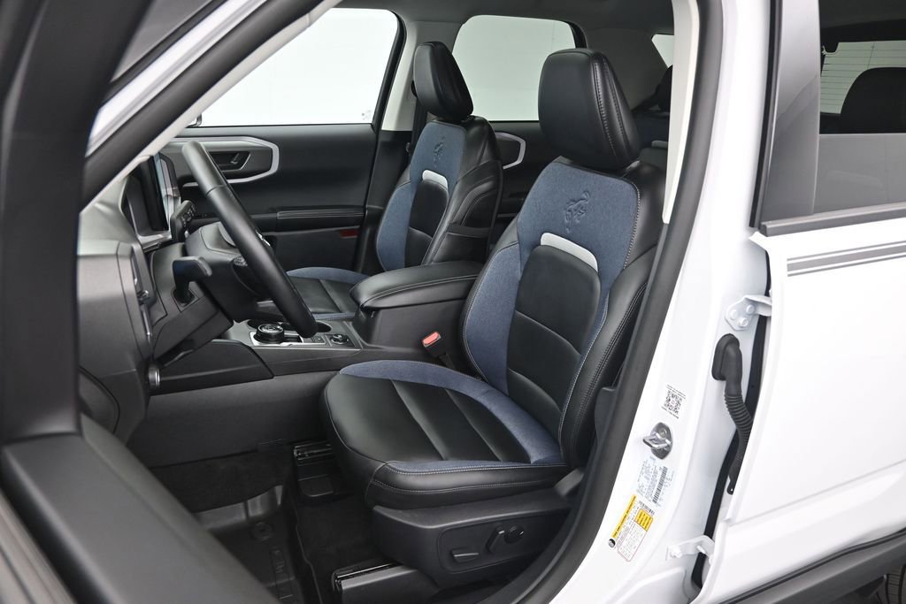 Certified 2025 Ford Bronco Sport Outer Banks w/ Outer Banks Tech Package+ AWD/4WD image 16