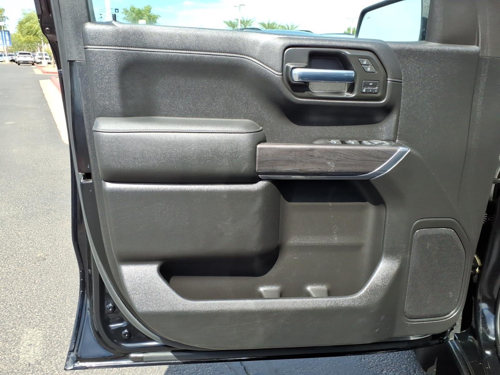 Used 2020 Chevrolet Silverado 1500 LTZ w/ LTZ Plus Package AWD/4WD image 20