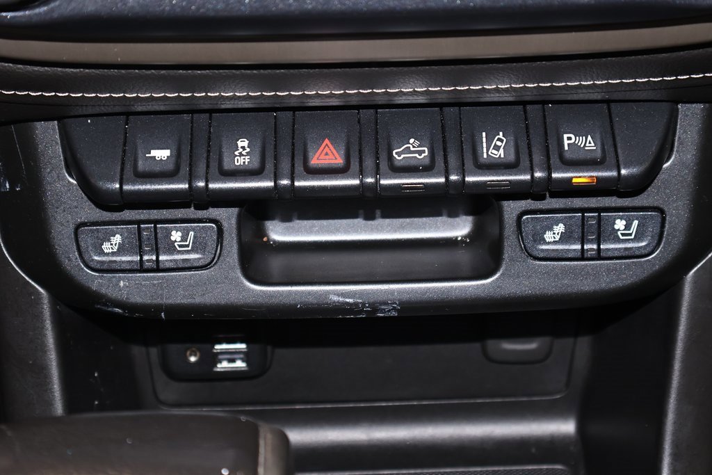 Used 2021 GMC Canyon Denali image 34