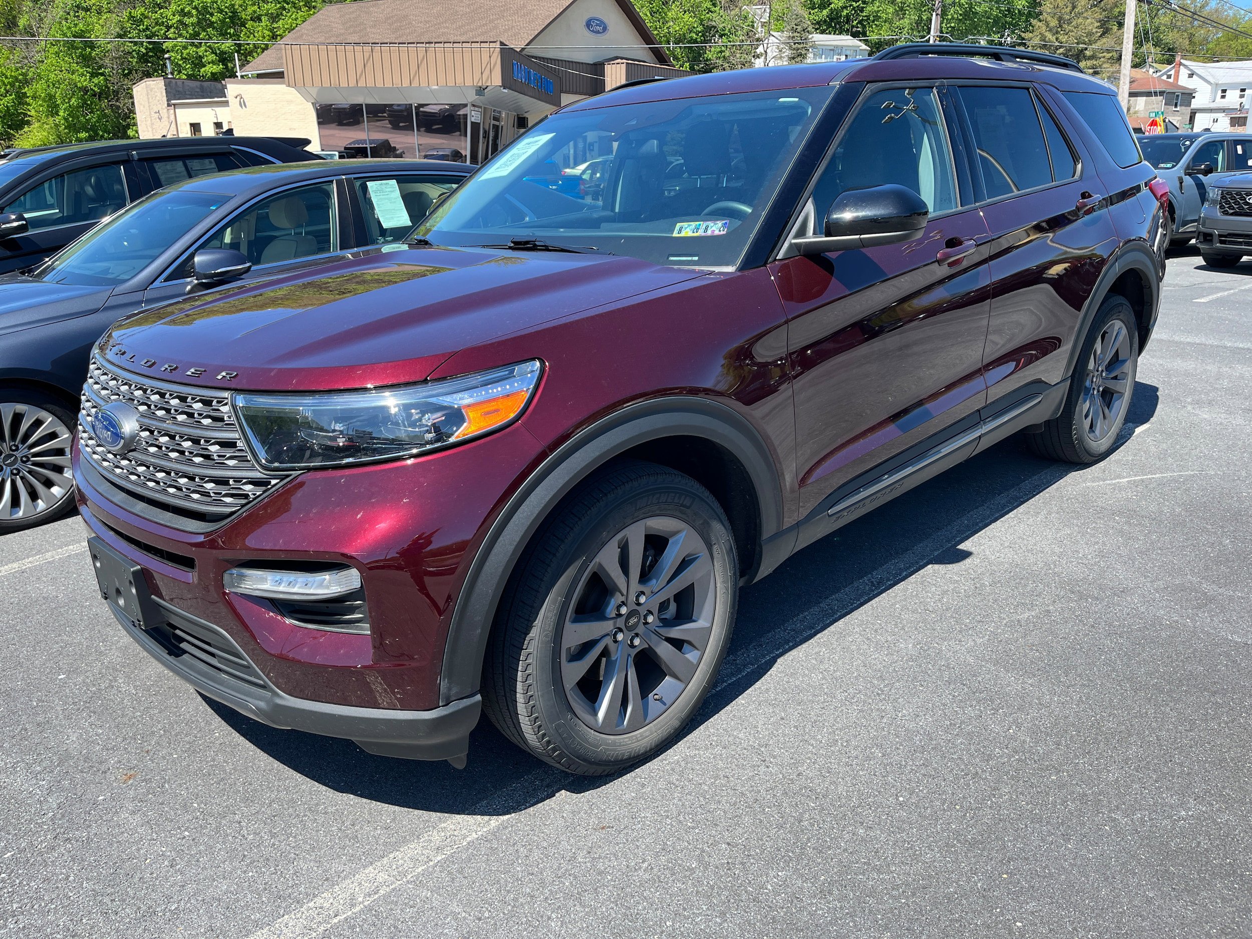 Certified 2022 Ford Explorer XLT w/ Equipment Group 202A AWD/4WD image 26