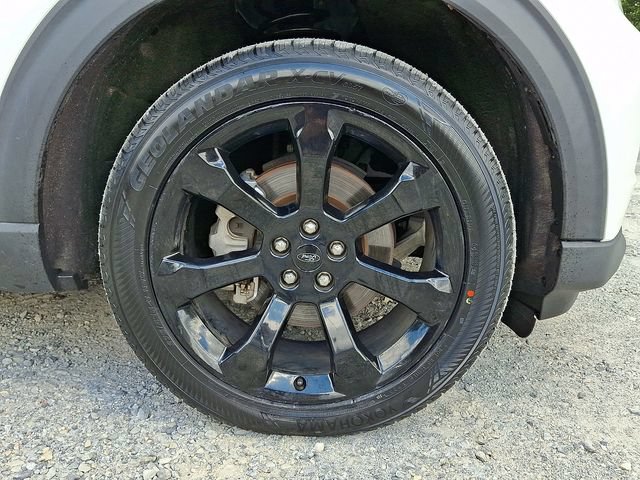 Certified 2023 Ford Explorer ST-Line w/ Class IV Trailer Tow Package AWD/4WD image 9