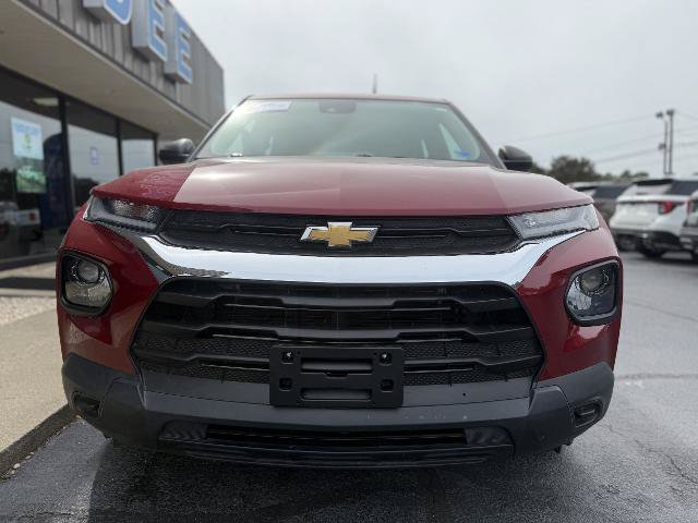 Used 2021 Chevrolet TrailBlazer LS FWD image 2