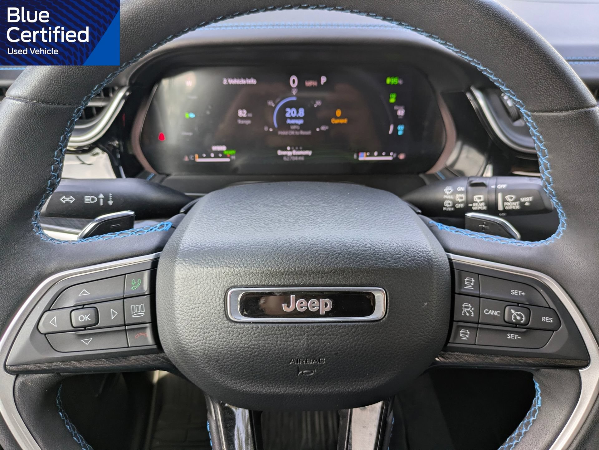 Used 2022 Jeep Grand Cherokee Trailhawk AWD/4WD image 32