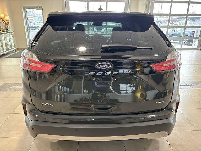 Certified 2024 Ford Edge SEL w/ Convenience Package image 4