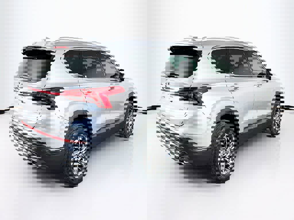 Used 2023 Hyundai Santa Fe SEL image 5