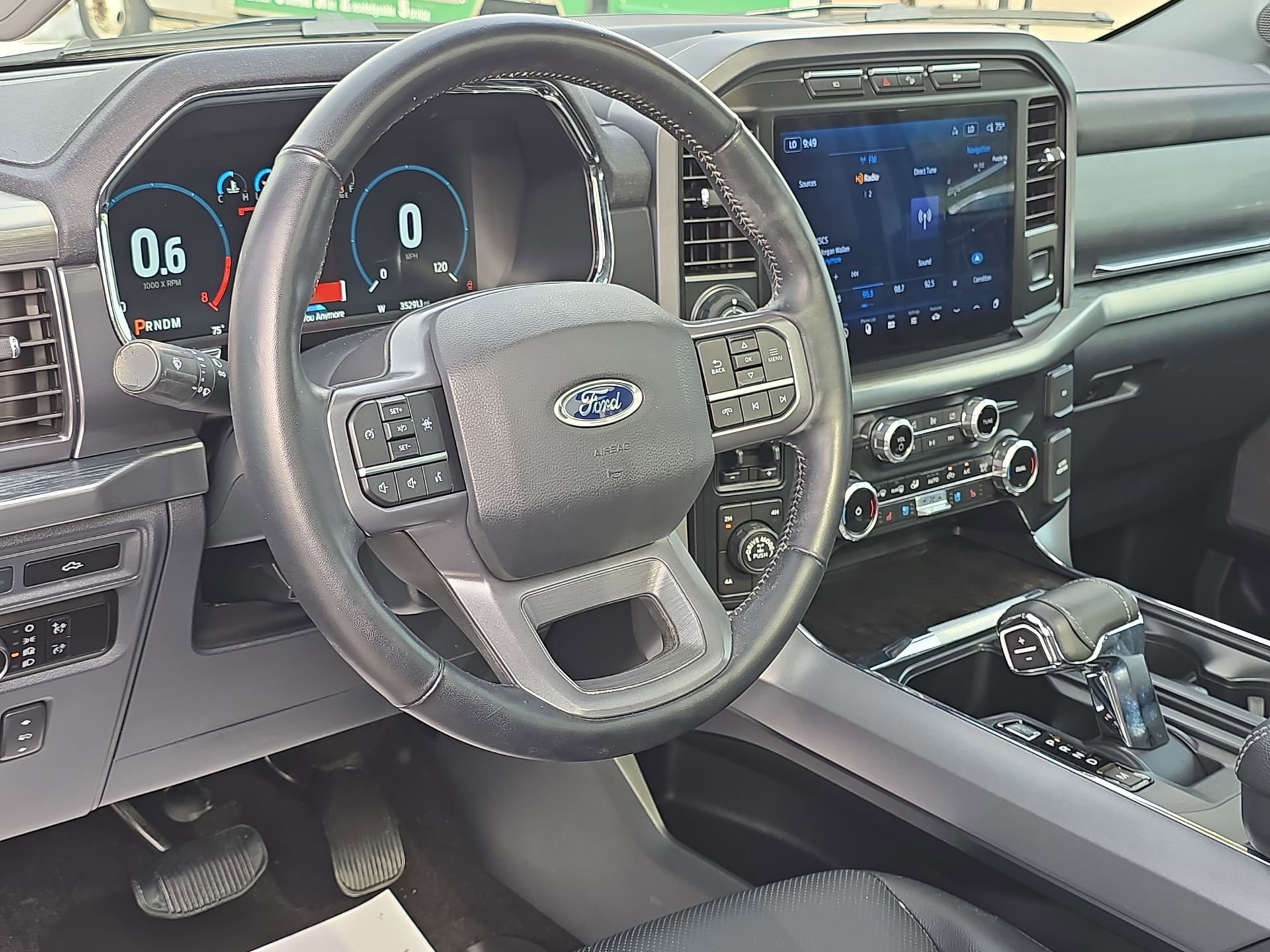 Certified 2023 Ford F150 Lariat w/ Trailer Tow Package AWD/4WD image 14