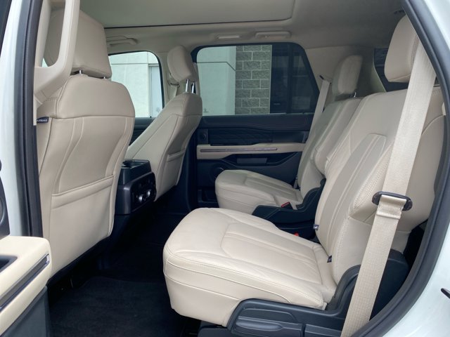 Certified 2023 Ford Expedition Platinum AWD/4WD image 17