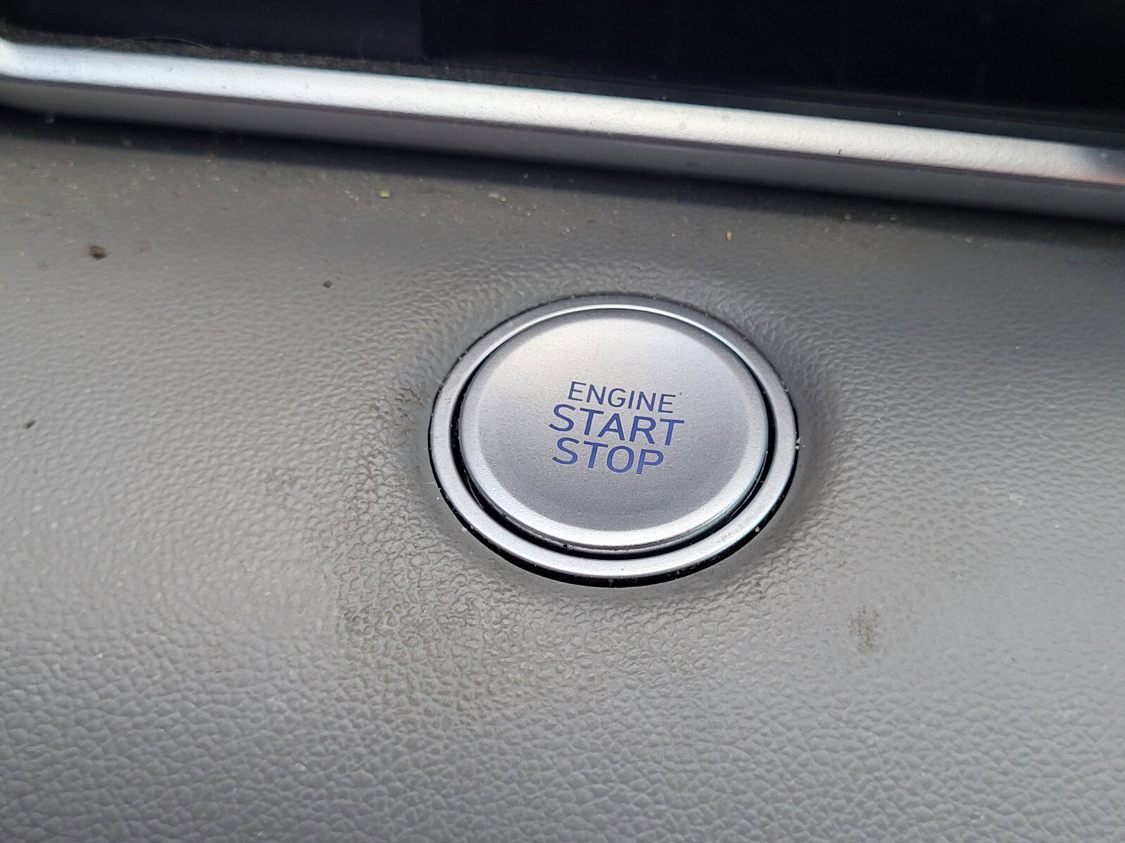Used 2025 Hyundai Elantra Sport FWD image 23