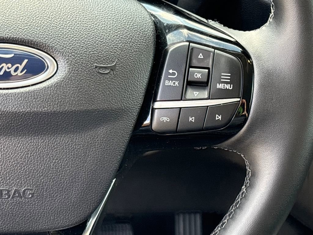 Certified 2025 Ford Escape SE image 20