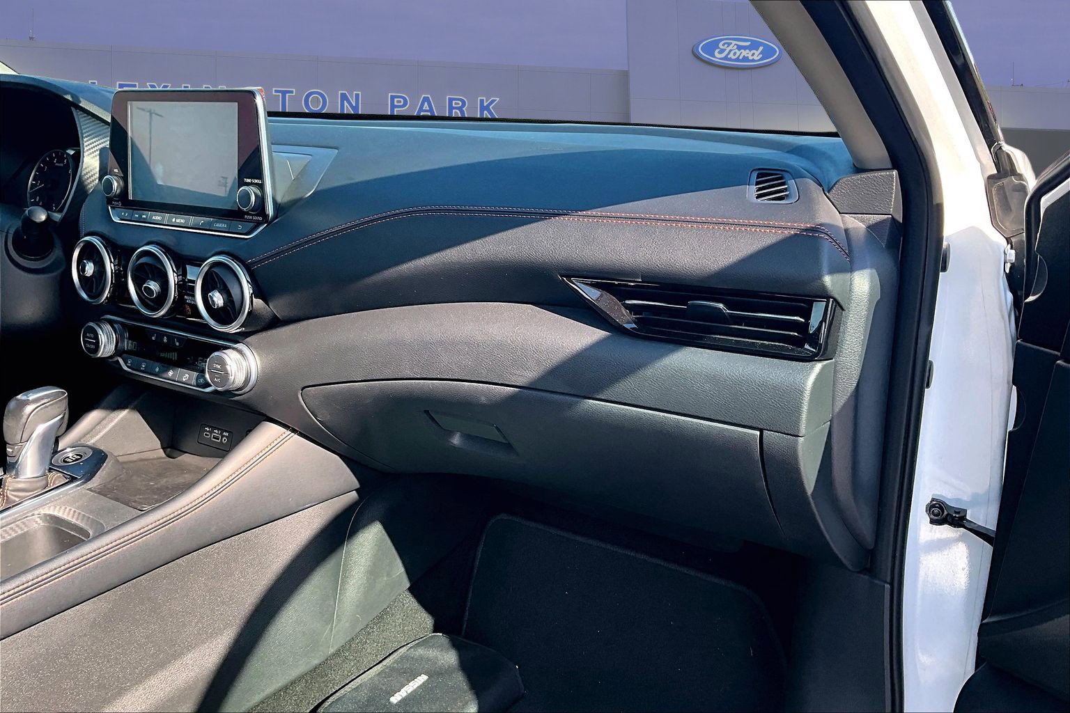 Used 2020 Nissan Sentra SR w/ Premium Package FWD image 26