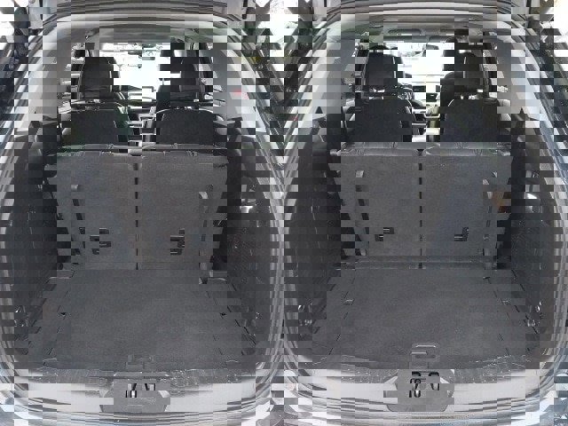 Certified 2022 Ford Explorer XLT w/ Equipment Group 202A image 15