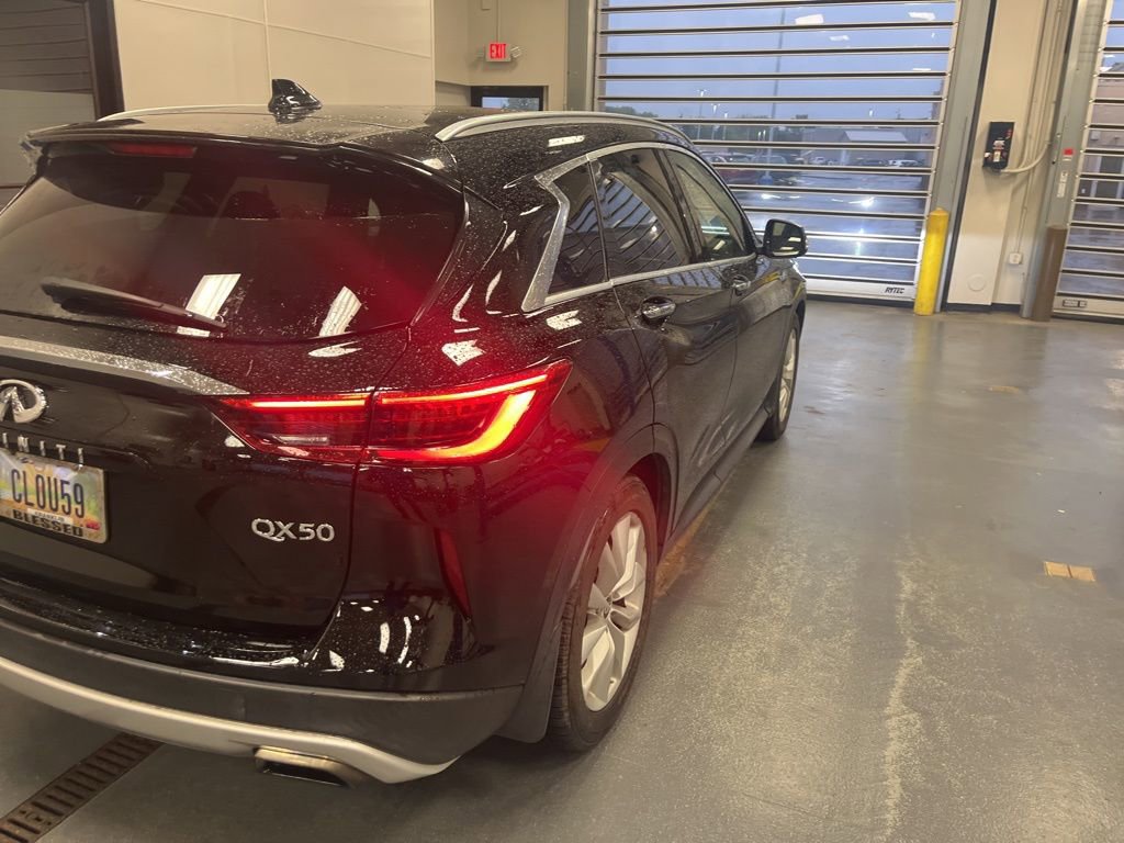 Used 2019 INFINITI QX50 Luxe w/ Cargo Package AWD/4WD image 10