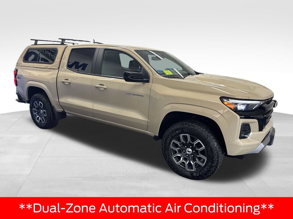 Used 2024 Chevrolet Colorado Z71 w/ Z71 Convenience Package 2 AWD/4WD image 7