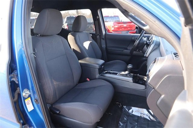 Used 2018 Toyota Tacoma TRD Off-Road image 24