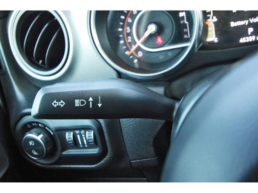 Used 2022 Jeep Gladiator Sport image 20