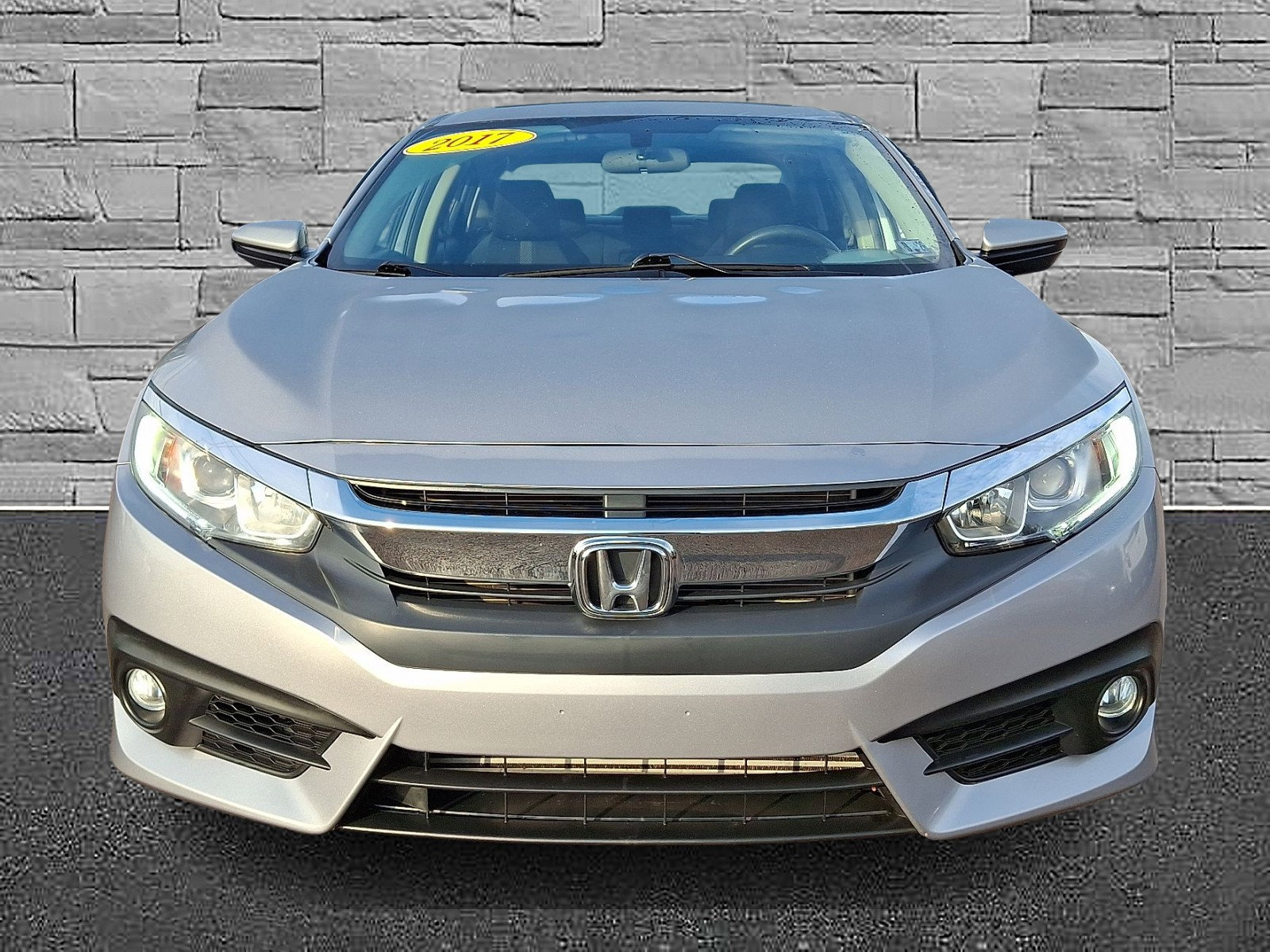 Used 2017 Honda Civic EX-T image 3