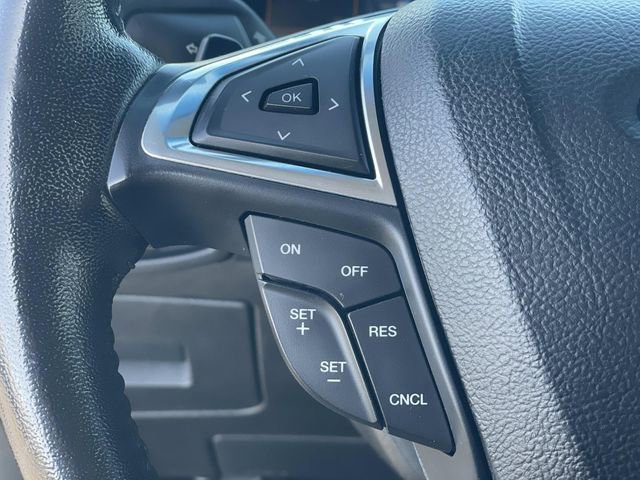 Certified 2017 Ford Edge Titanium w/ Technology Package image 9